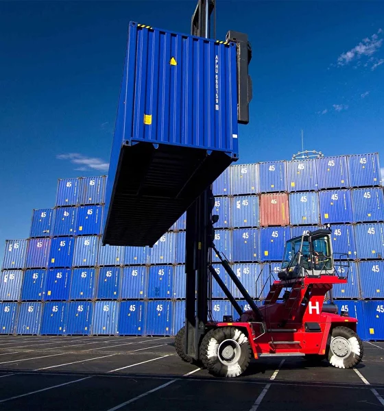 пергрузка контейнера